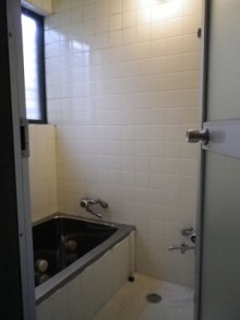 設備、内装を一新して明るく住みやすい空間に 設備、内装を一新して明るく住みやすい空間に